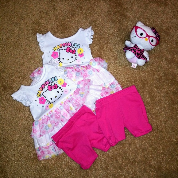🚨 One Left!! 🚨 Adorable Hello Kitty Outfit - Picture 1 of 4